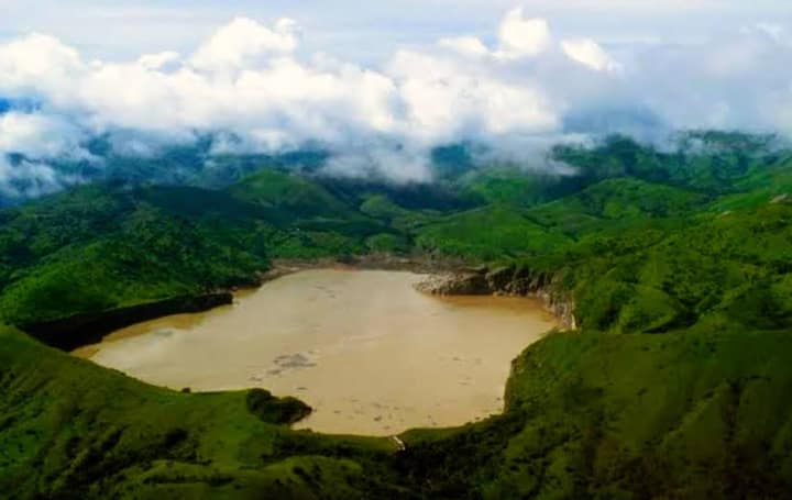 Lago Nyos - Camarões