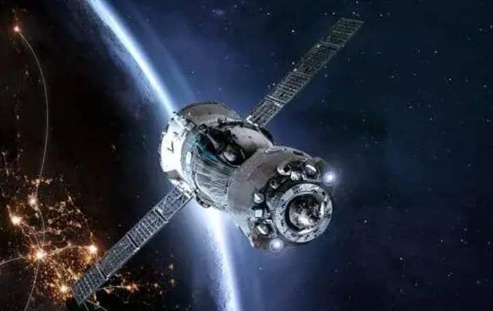 Satélites militares