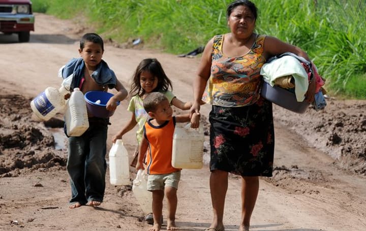 Instabilidade política na América Central - pobreza e violência